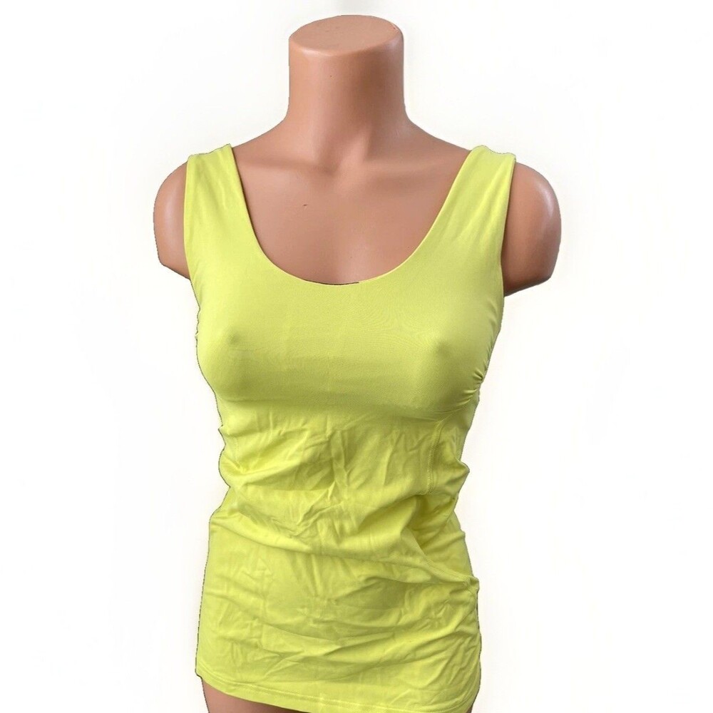 Gap Fit Athletic Tank Top Size XS Lime Green Fitted Soft Shelf Bra